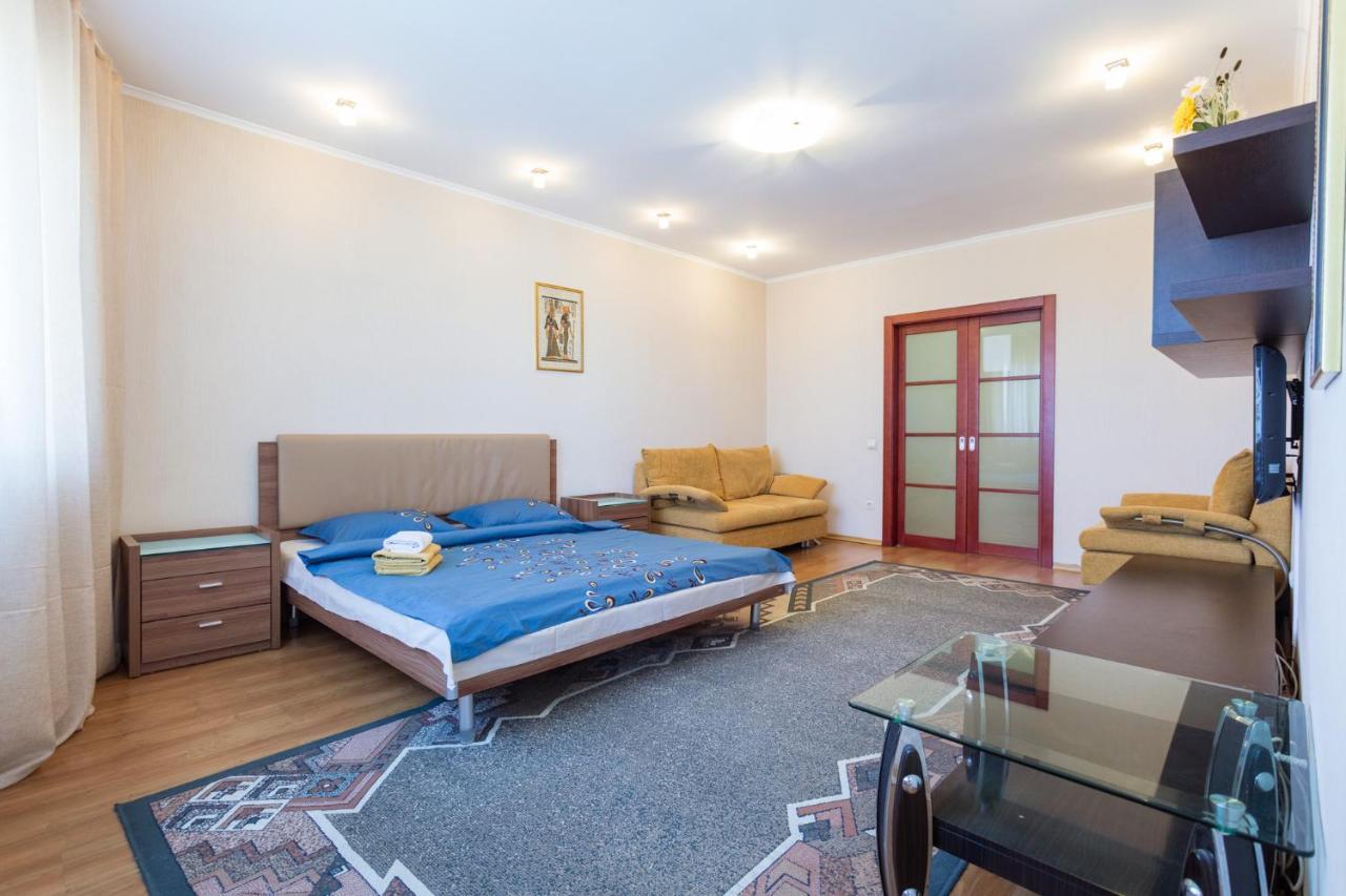 Apartments On Darnitsa Kiev Ngoại thất bức ảnh